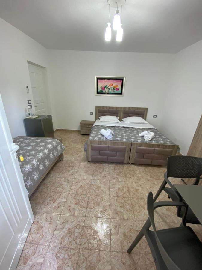 בראט Vila Ajdinaj מראה חיצוני תמונה