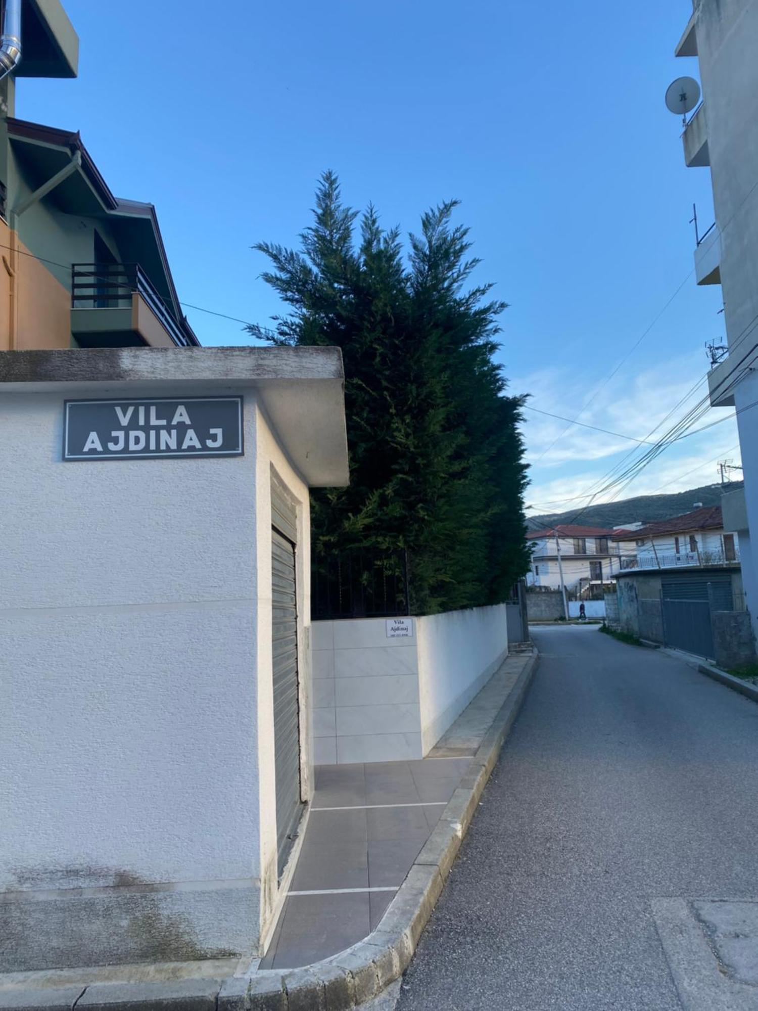 בראט Vila Ajdinaj מראה חיצוני תמונה